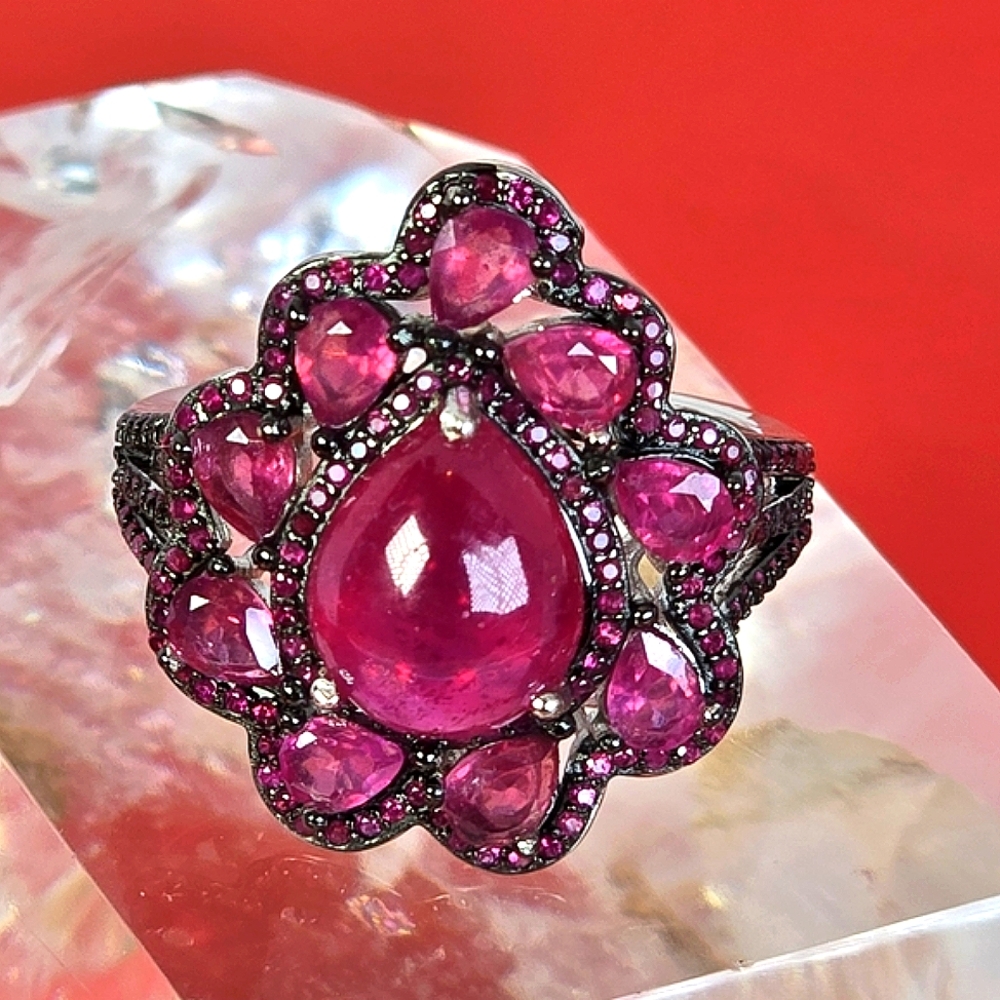 925 Sterling Silver Ring with Natural Ruby Gemstones